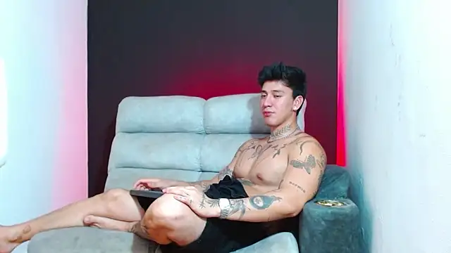 JUSTIN_FULLER1 live sex cam