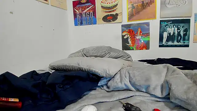 cloudyystar666 live sex cam