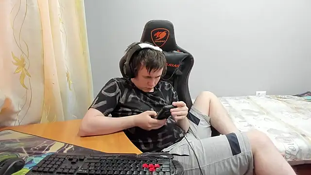 iliaskrislove live sex cam