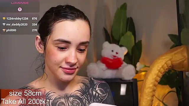 EvaCanton's cam snapshot