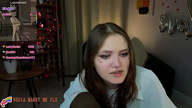 Dilara_xBaby's cam snapshot