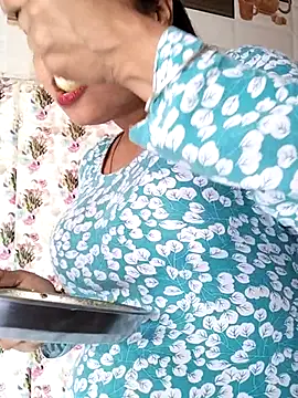 Hot-Pooja25's cam snapshot