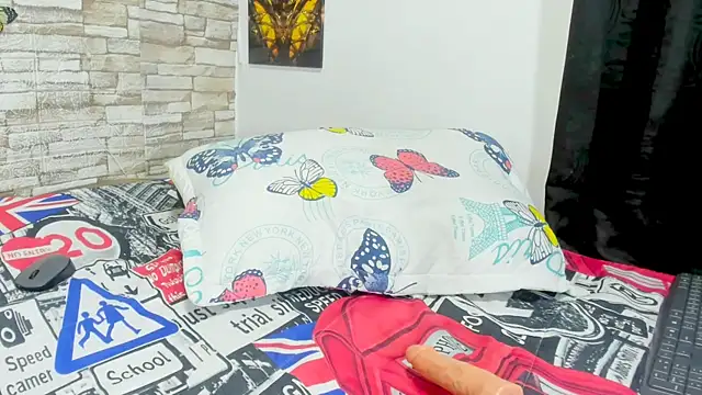 kaiagerbes3's cam snapshot