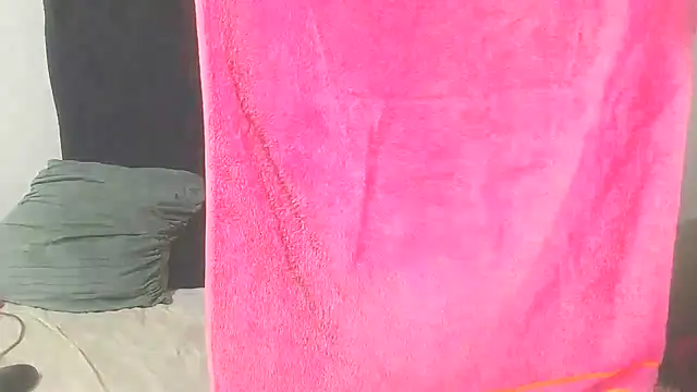 BootyClitQueen's cam snapshot