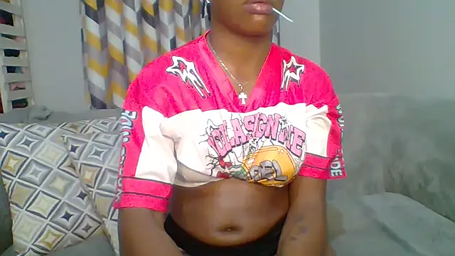 Petite_254's cam snapshot