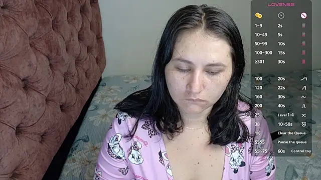 victoriadaniela's cam snapshot