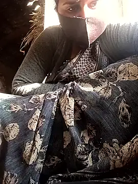 Bharti_thakurr's cam snapshot