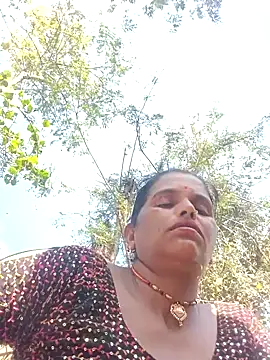 Manvi_hote's cam snapshot