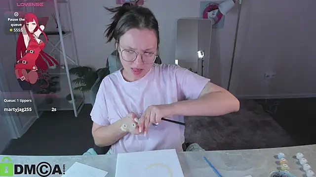 Nuura_Moore's cam snapshot