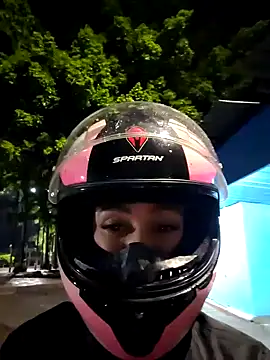 _kathaLopez_'s cam snapshot