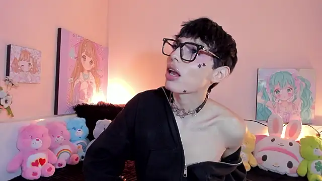 Strawberry_Kitty_ live sex cam