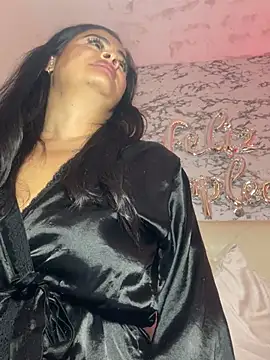 Lili__taylor live sex cam