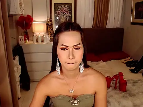 Nathalieheartt live sex cam