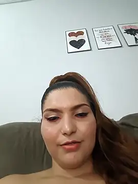 melyssaa23 live sex cam