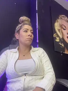 viktoria_davis_ live sex cam