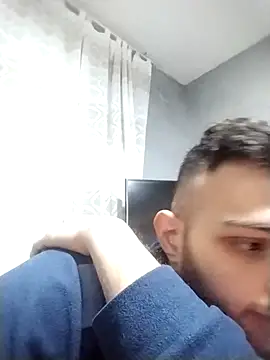 Francescodicristina44's cam snapshot