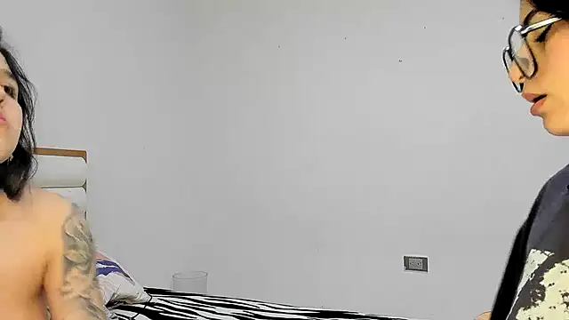 Sweet_and_Rous0 live sex cam