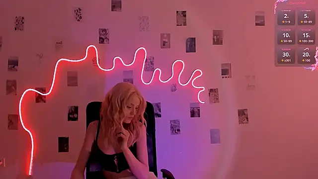 mia_starrr_ live sex cam