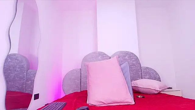 ari_fire's cam snapshot