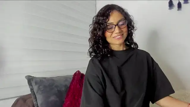 AmaraOsteen's cam snapshot