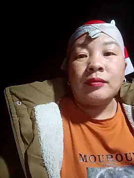 MinaYangon502's cam snapshot