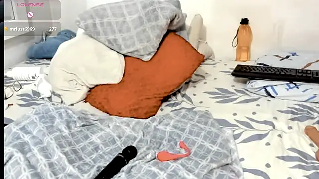 korayma_torres's cam snapshot