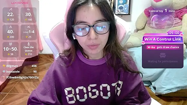 Maggie_Fox3's cam snapshot