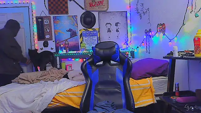 Buffshagswell live sex cam