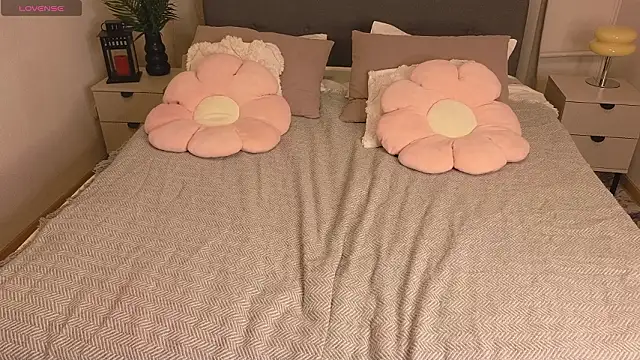 crisp1n live sex cam