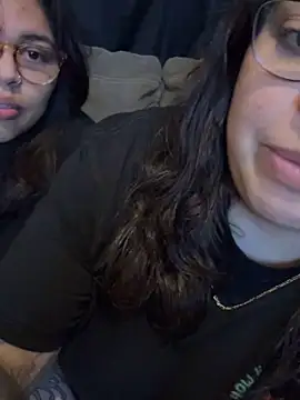 KittyTatts live sex cam