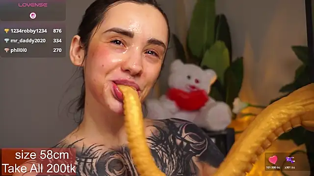 EvaCanton's cam snapshot