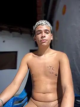 PrincesLeo's cam snapshot