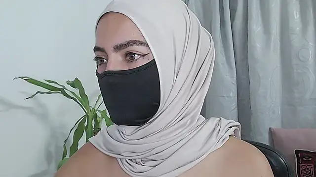 jade_nassar's cam snapshot