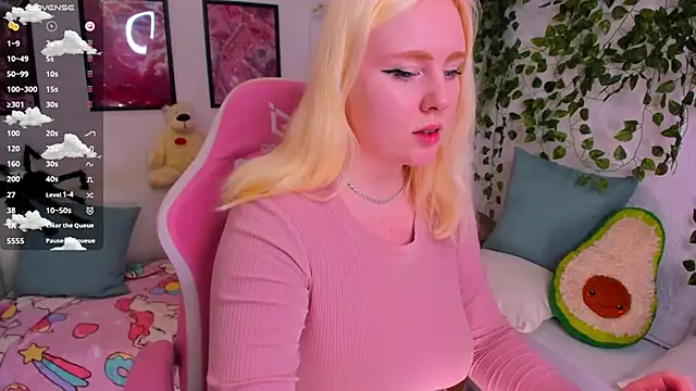 art_lovee's cam snapshot