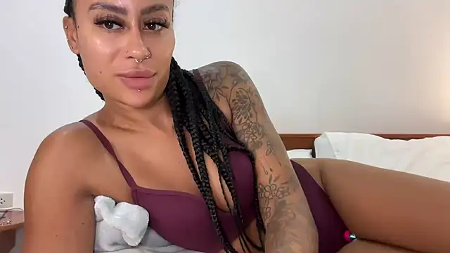 CoCo-Queen live sex cam