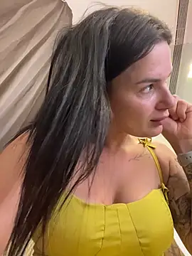 MiraReach live sex cam