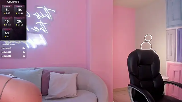 BellaThompsonX live sex cam