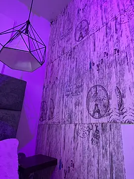 AbyThompson live sex cam