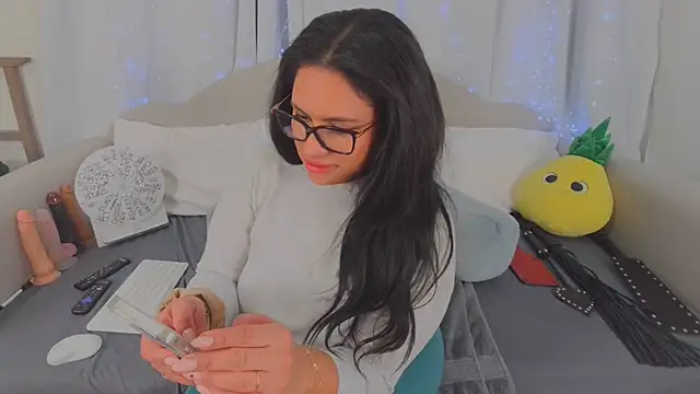 MeghanXO live sex cam