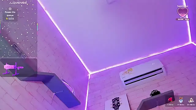 EllyMiller's cam snapshot