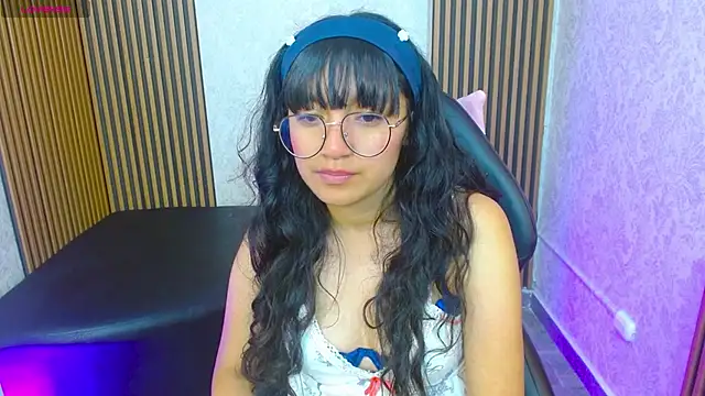 rosee_tay1's cam snapshot