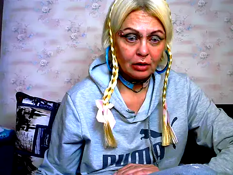 Gardener_of_Illusions's cam snapshot