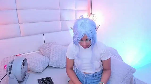 Sofia_clk's cam snapshot