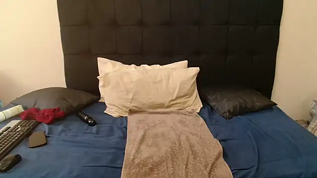 CaramelBootty's cam snapshot