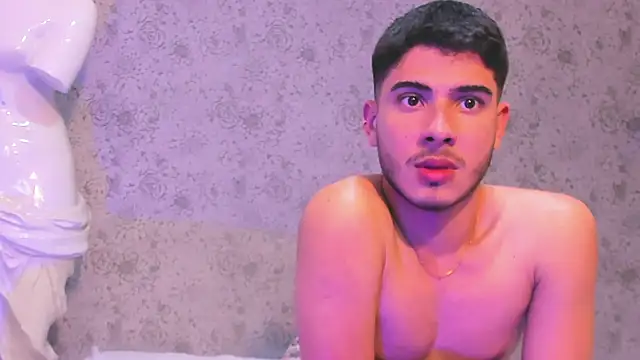 Apolo_Gray live sex cam