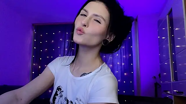 Emily__Mooree live sex cam