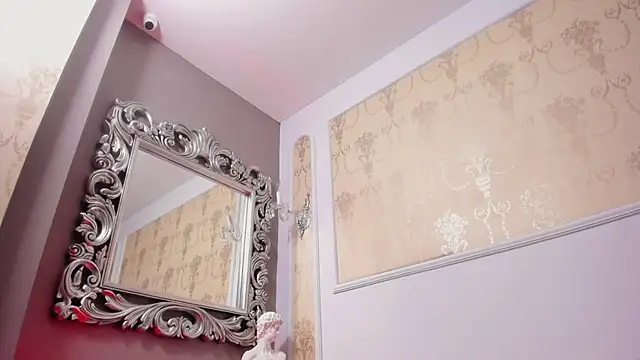 lyanmaster live sex cam