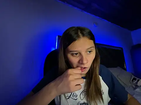 alison_parkerr26 live sex cam