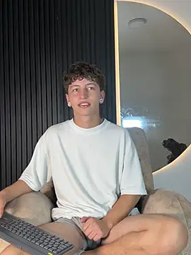 ARON_LUXX live sex cam