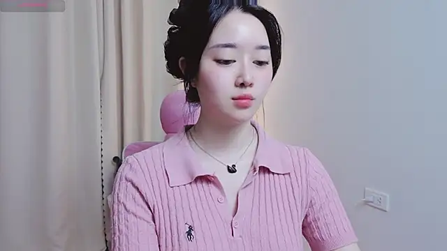 Miu-999 live sex cam